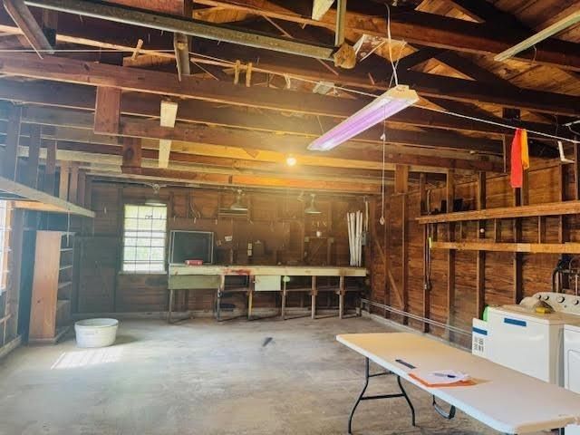 210 & 200 Robin Street, Vidor, TX 77662