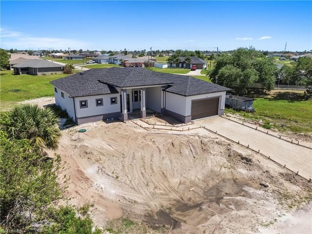 219 NW 28th CT, Cape Coral, FL 33993