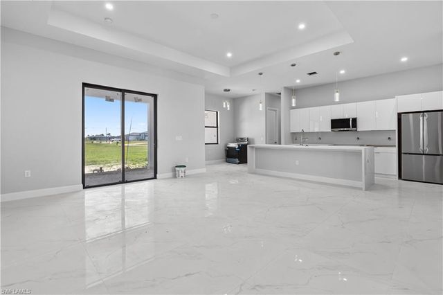 219 NW 28th CT, Cape Coral, FL 33993