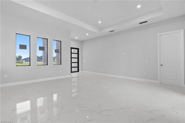 219 NW 28th CT, Cape Coral, FL 33993