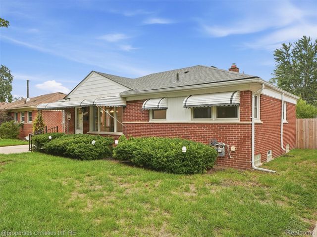 33045 W Chicago Street, Livonia, MI 48150