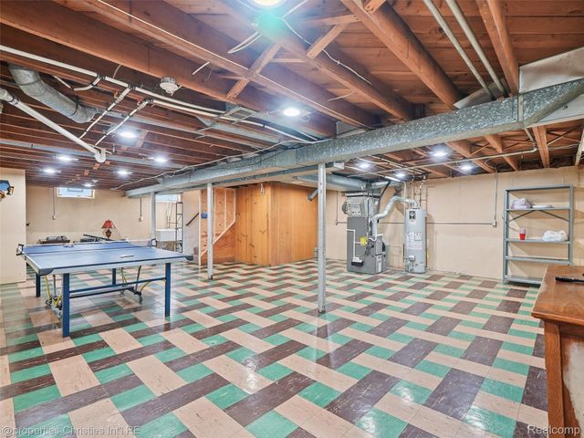 33045 W Chicago Street, Livonia, MI 48150