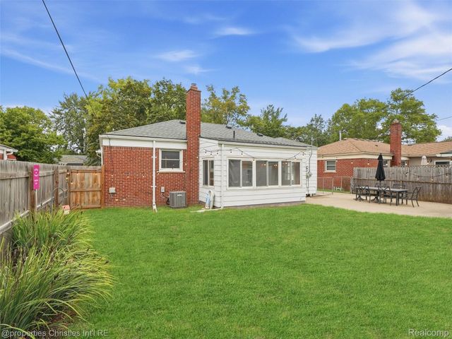 33045 W Chicago Street, Livonia, MI 48150