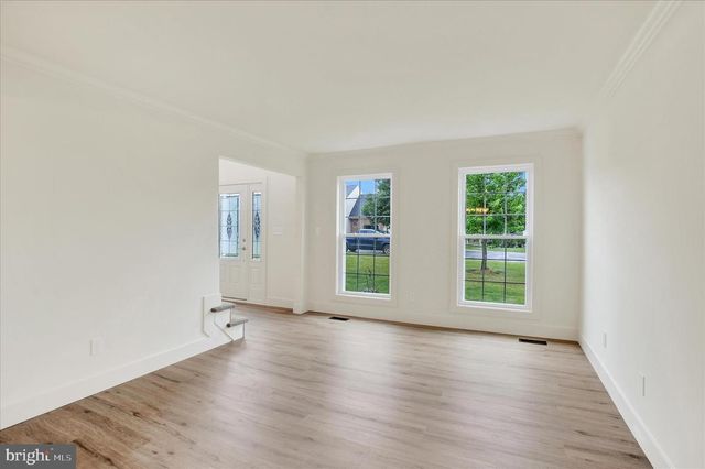 2963 REXWOOD DR, Glen Rock, PA 17327