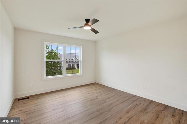 2963 REXWOOD DR, Glen Rock, PA 17327