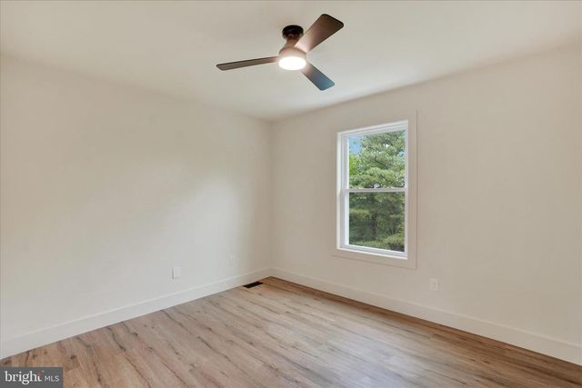 2963 REXWOOD DR, Glen Rock, PA 17327