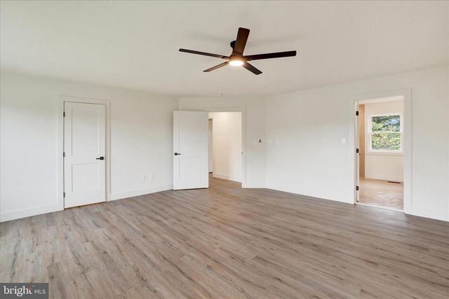2963 REXWOOD DR, Glen Rock, PA 17327