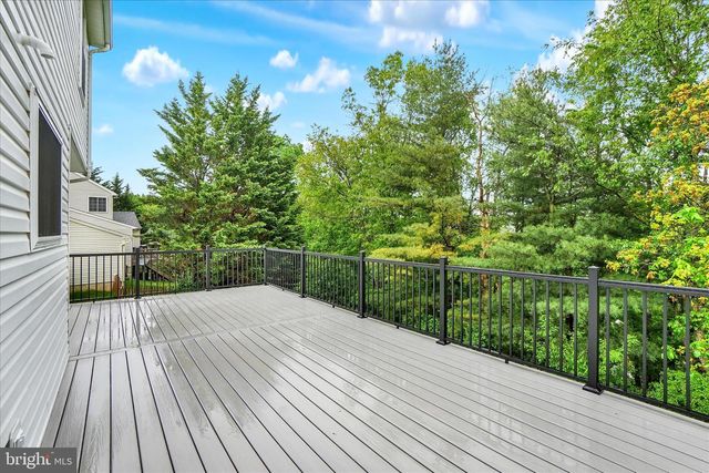 2963 REXWOOD DR, Glen Rock, PA 17327