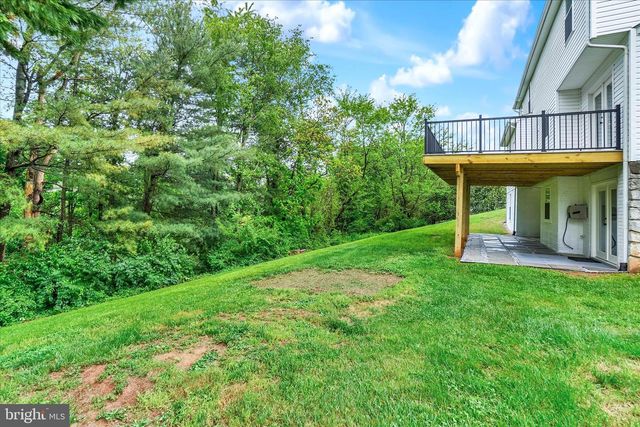 2963 REXWOOD DR, Glen Rock, PA 17327