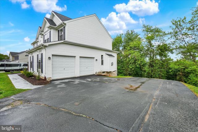 2963 REXWOOD DR, Glen Rock, PA 17327