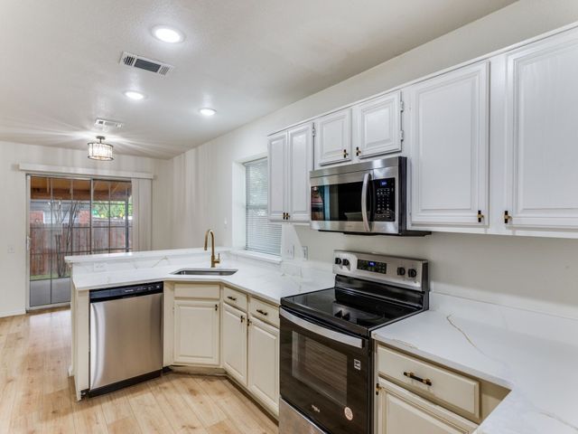 3100 Kathy Lane, Fort Worth, TX 76123