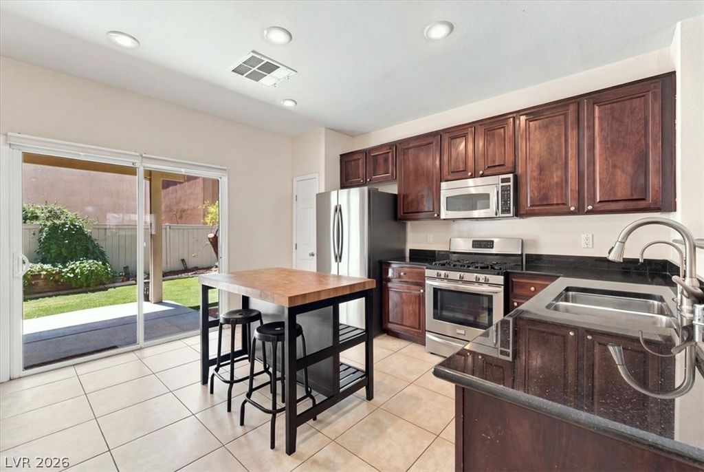 6073 Lazarro Court, Las Vegas, NV 89139 — photo 5