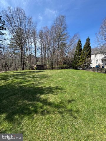 2584 VINTAGE CREST LN, Oakton, VA 22124