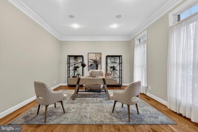 2584 VINTAGE CREST LN, Oakton, VA 22124