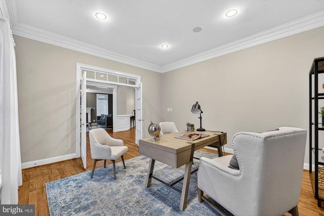 2584 VINTAGE CREST LN, Oakton, VA 22124