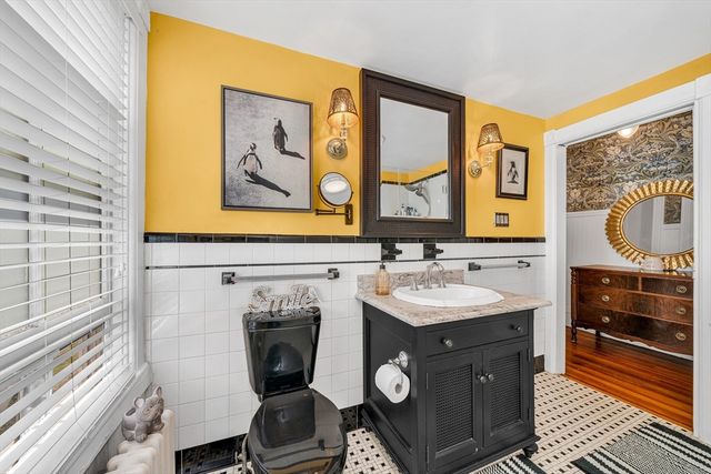 125 Chapin St, Southbridge, MA 01550