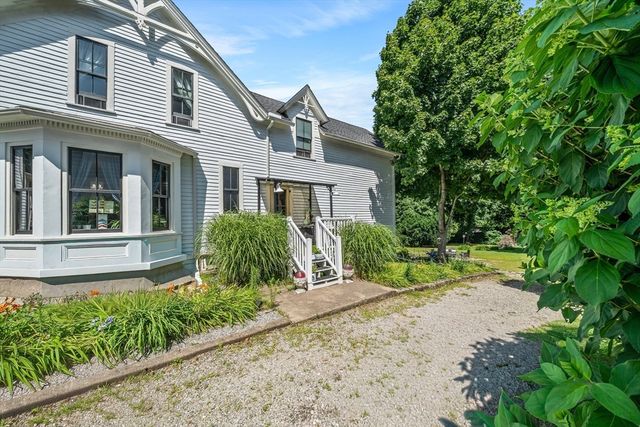 125 Chapin St, Southbridge, MA 01550
