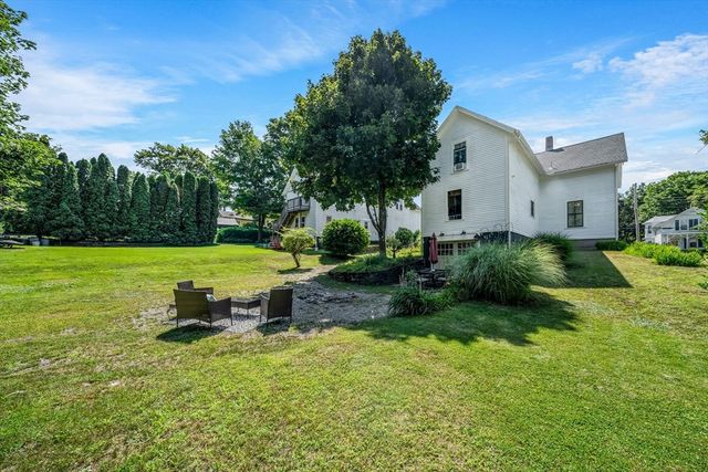 125 Chapin St, Southbridge, MA 01550