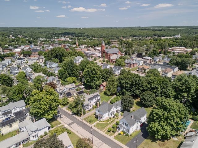 125 Chapin St, Southbridge, MA 01550