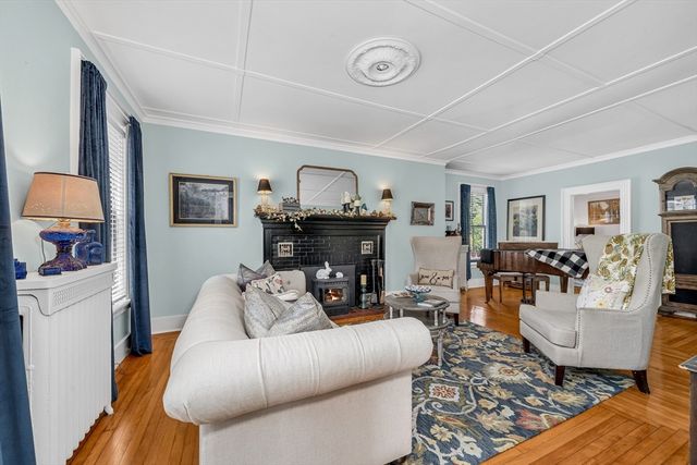 125 Chapin St, Southbridge, MA 01550