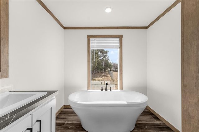 5824 Thousand Oaks Drive, Joshua, TX 76058