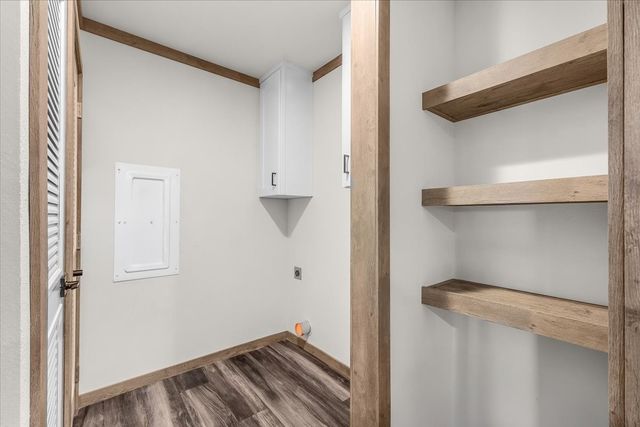 5824 Thousand Oaks Drive, Joshua, TX 76058