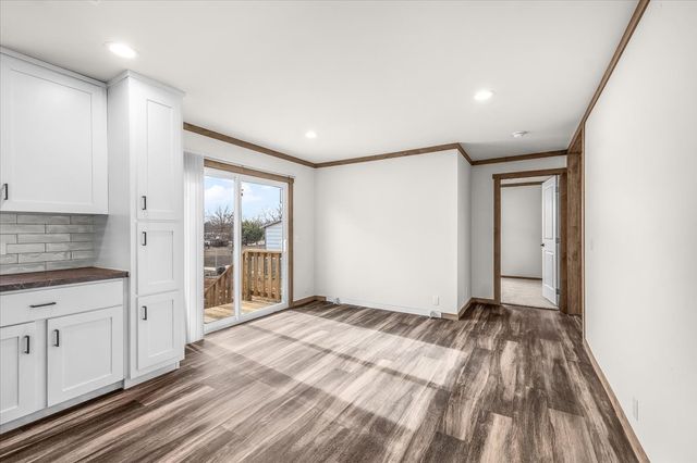 5824 Thousand Oaks Drive, Joshua, TX 76058