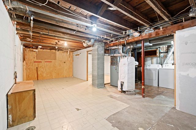 952 Western Avenue N, Saint Paul, MN 55117