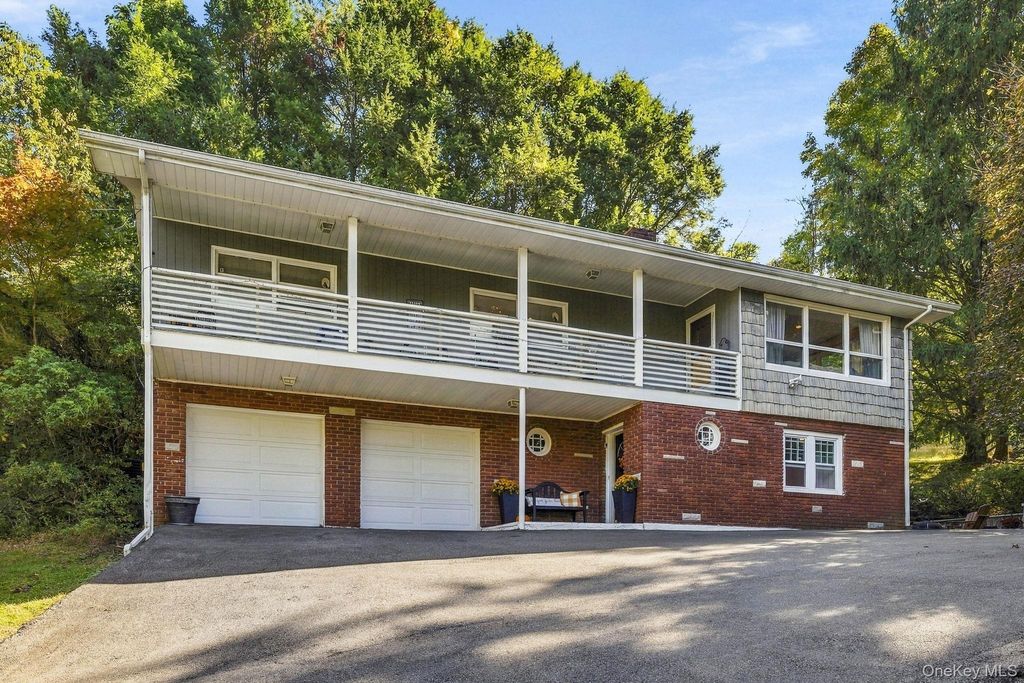 33 Virginia Lane, Thornwood, NY 10594 — photo 2