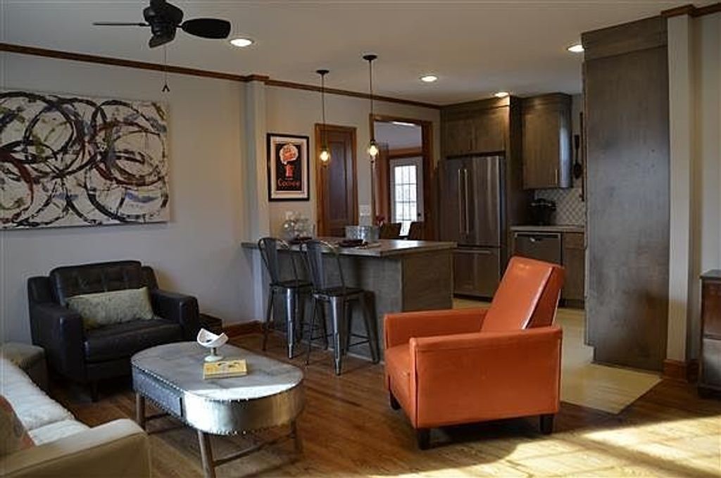 46 Peachtree St, Nashville, TN 37210