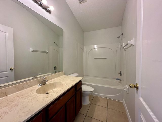 1991 ESTANCIA CIRCLE 16A, Kissimmee, FL 34741