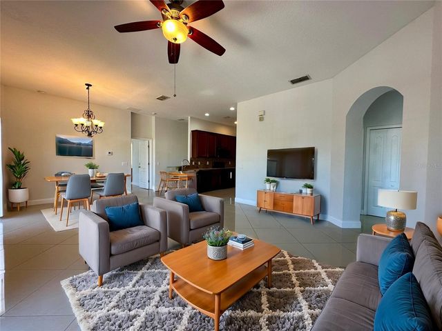 1991 ESTANCIA CIRCLE 16A, Kissimmee, FL 34741