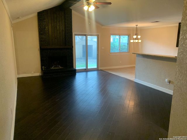 12126 STONEY CROWN, San Antonio, TX 78247