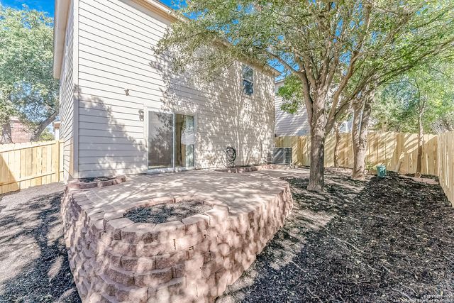 10154 Figaro Cyn, San Antonio, TX 78251