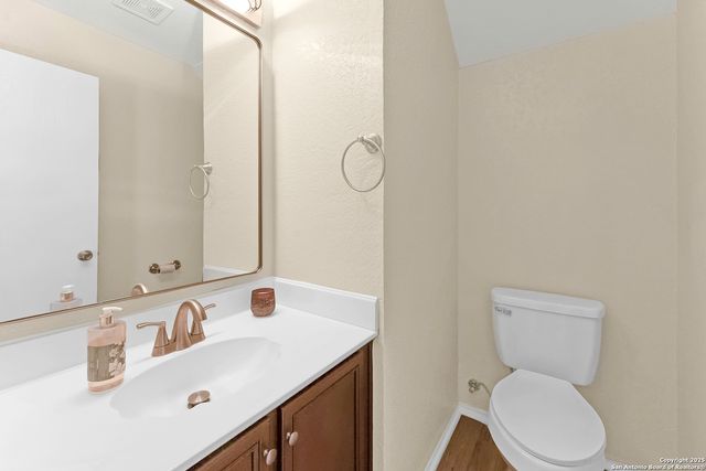 10154 Figaro Cyn, San Antonio, TX 78251