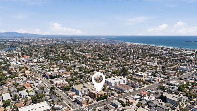 384 Redondo Avenue 401, Long Beach, CA 90814