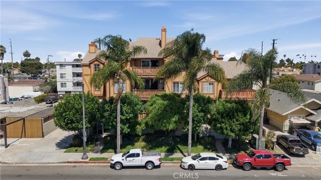 384 Redondo Avenue 401, Long Beach, CA 90814