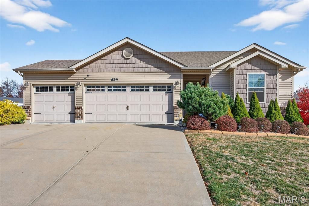 624 Courageous Lane, Wentzville, MO 63385