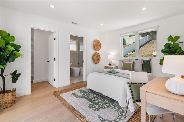 3643 Olympiad, View Park, CA 90043