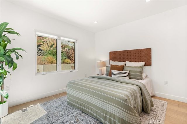 3643 Olympiad, View Park, CA 90043
