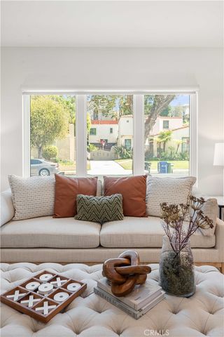 3643 Olympiad, View Park, CA 90043