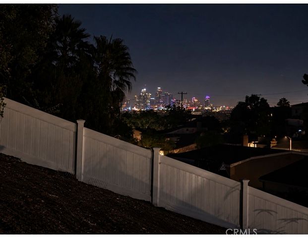 3643 Olympiad, View Park, CA 90043