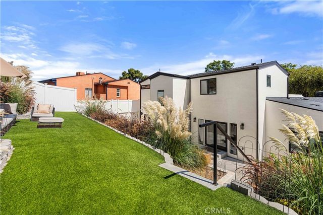3643 Olympiad, View Park, CA 90043