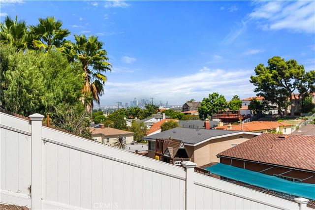 3643 Olympiad, View Park, CA 90043