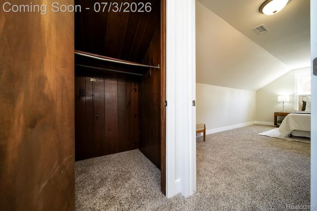 8076 Winona Avenue, Allen Park, MI 48101