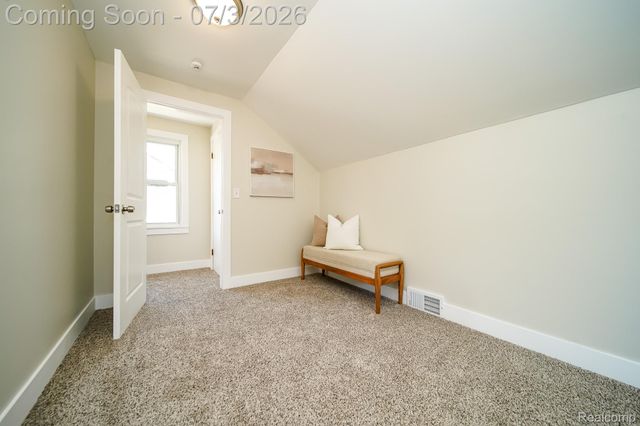 8076 Winona Avenue, Allen Park, MI 48101