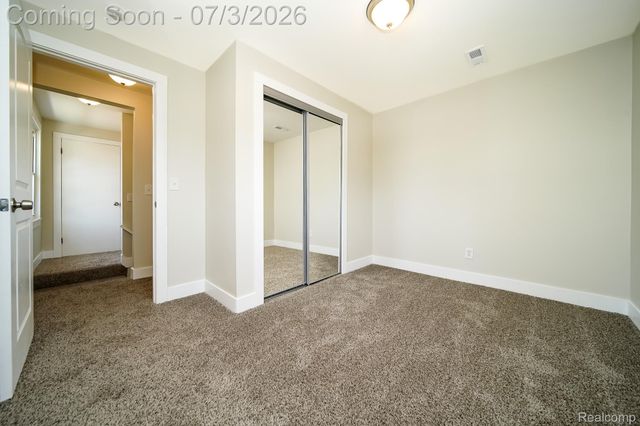 8076 Winona Avenue, Allen Park, MI 48101