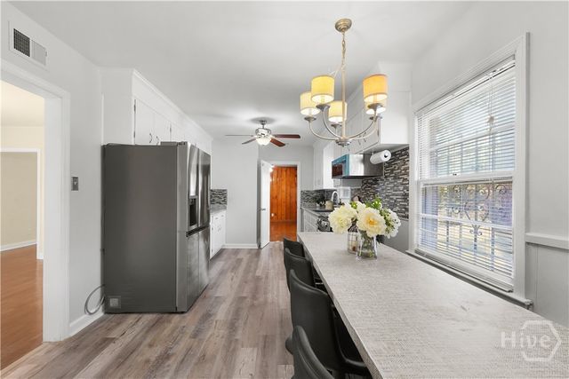 11 Linden Drive, Savannah, GA 31405