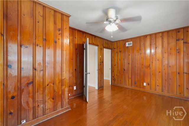 11 Linden Drive, Savannah, GA 31405