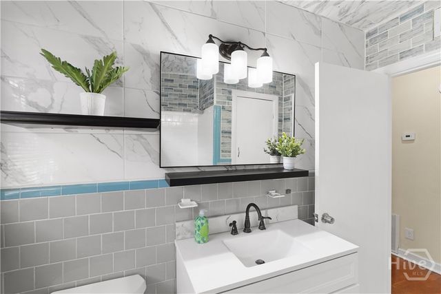 11 Linden Drive, Savannah, GA 31405